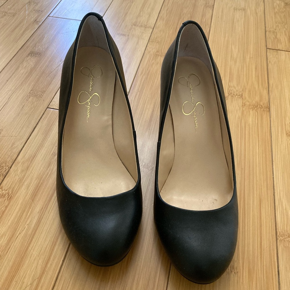 Jessica Simpson Classic Black Heels